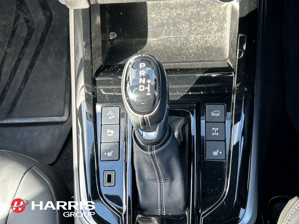2025 Black Isuzu D-MAX