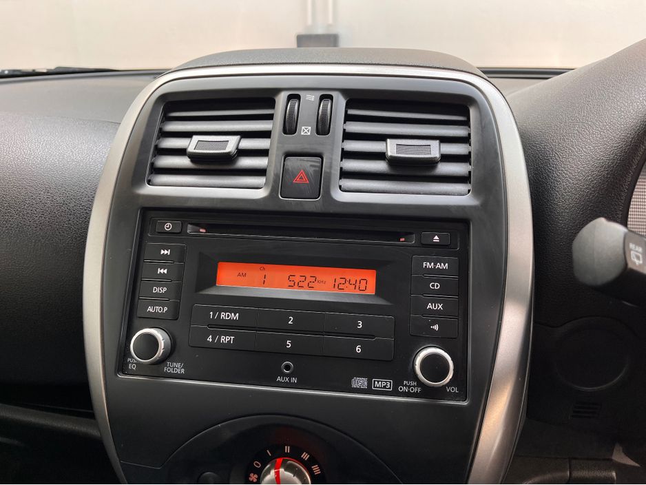 2016 Nissan March