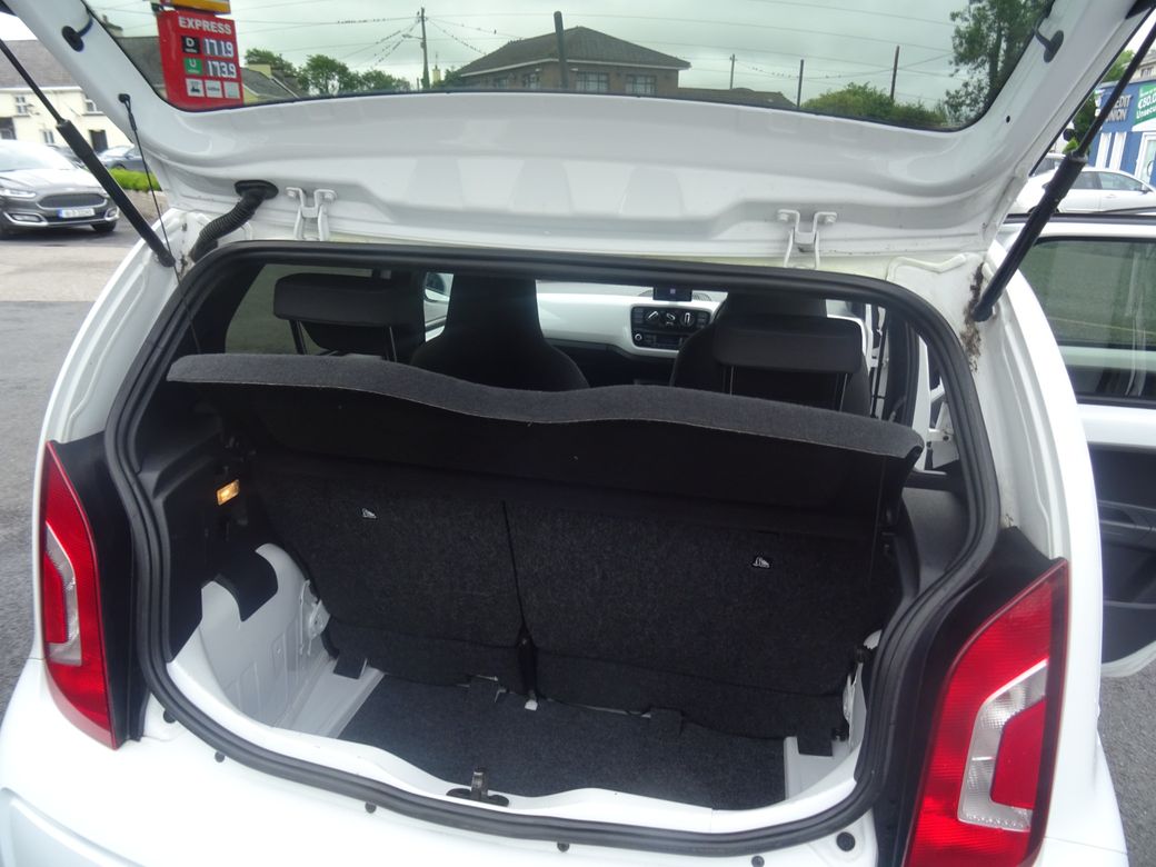 2016 Volkswagen up!