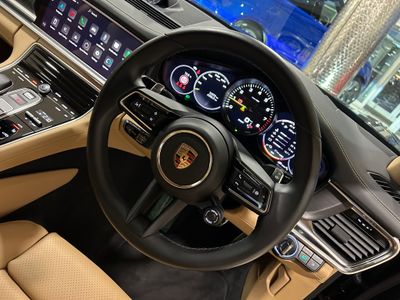 2023 Porsche Panamera