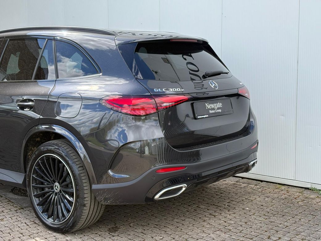 2025 Mercedes-Benz GLC Class