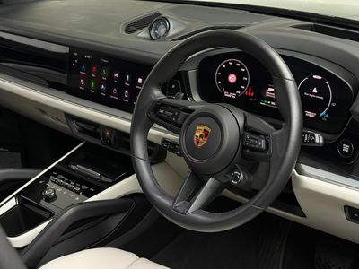 2024 Porsche Cayenne