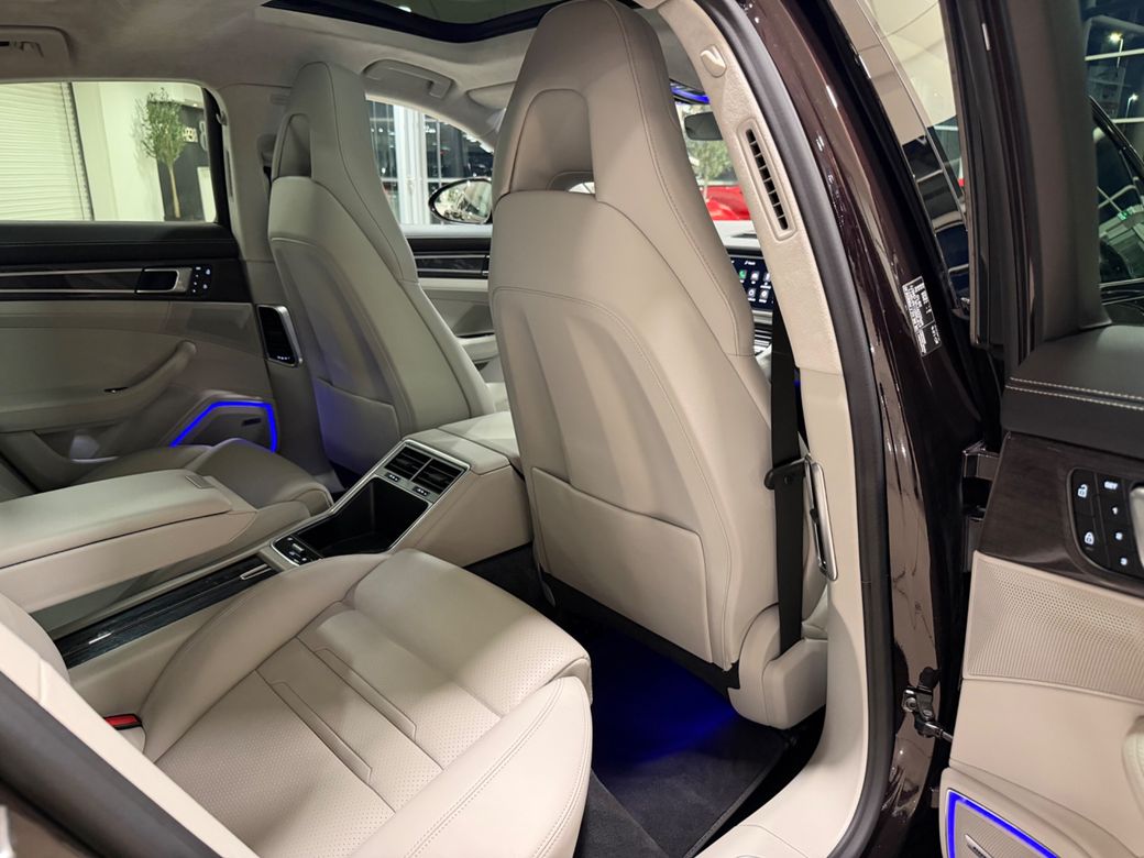 2023 Porsche Panamera