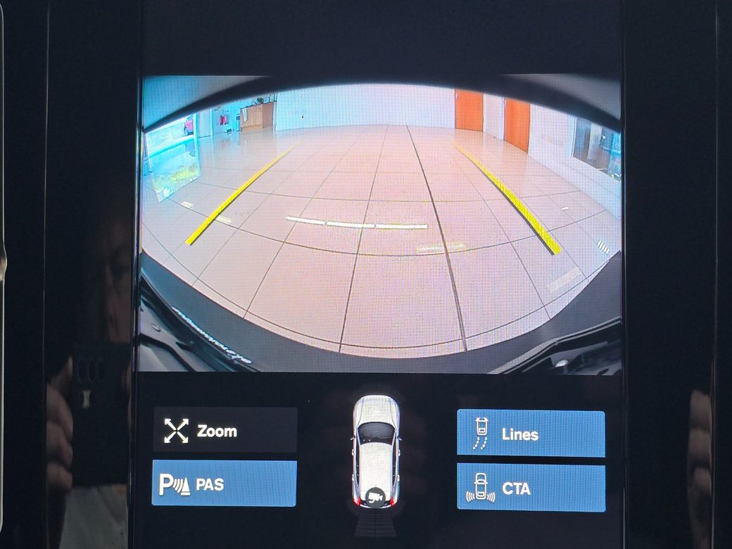 2022 Volvo XC40