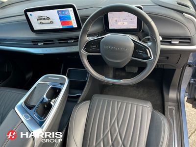 2023 Maxus MIFA 9