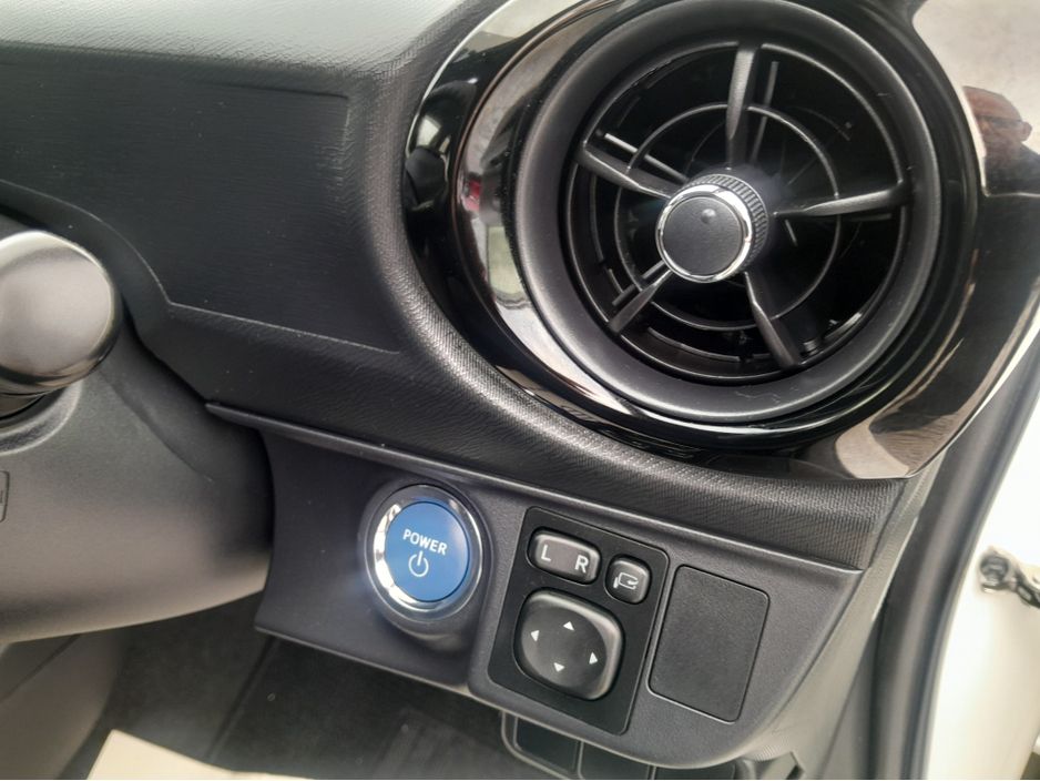2016 Toyota Aqua