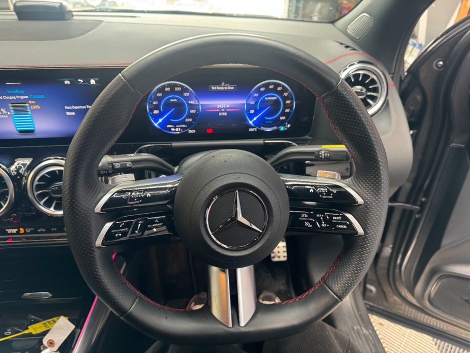2025 Mercedes-Benz EQA