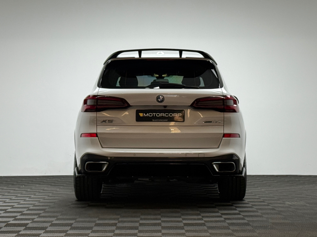 2023 BMW X5