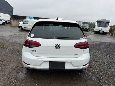 2018 Volkswagen Golf