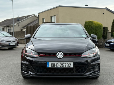 2019 Volkswagen Golf