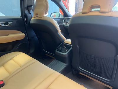 2025 Volvo V60