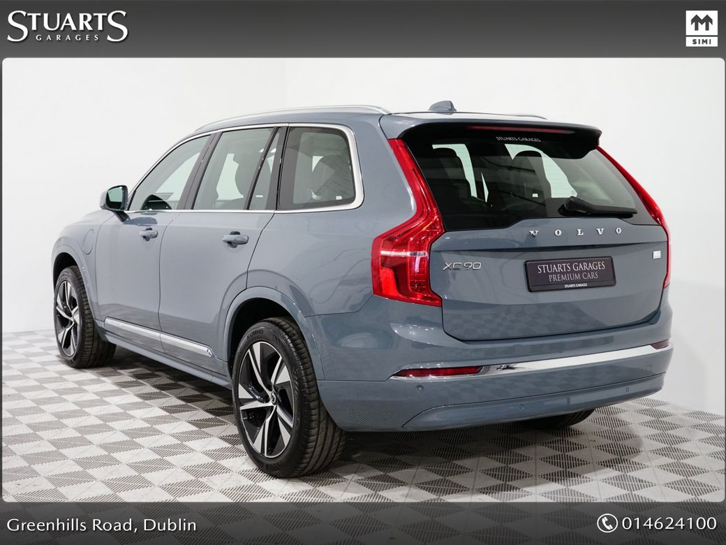 2023 Volvo XC90