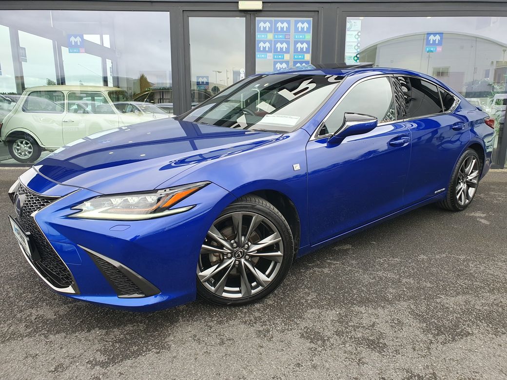 2019 Lexus ES 300h