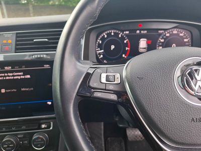 2019 Volkswagen Golf