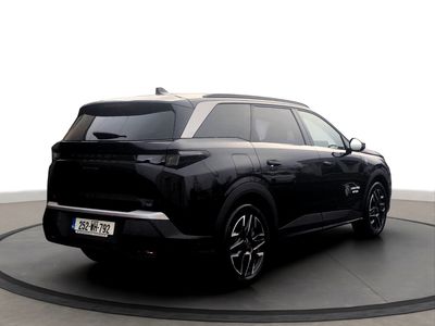 2025 Peugeot 5008
