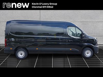 2025 Renault Master