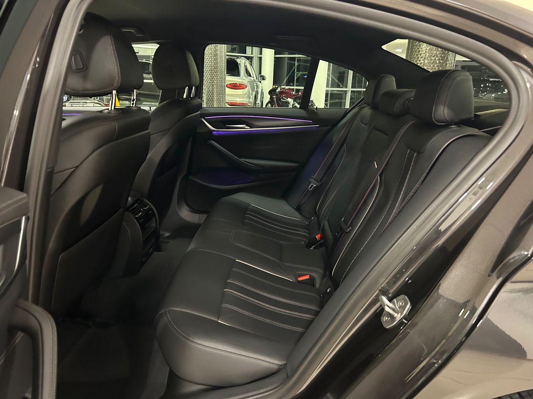 2021 BMW 5 Series