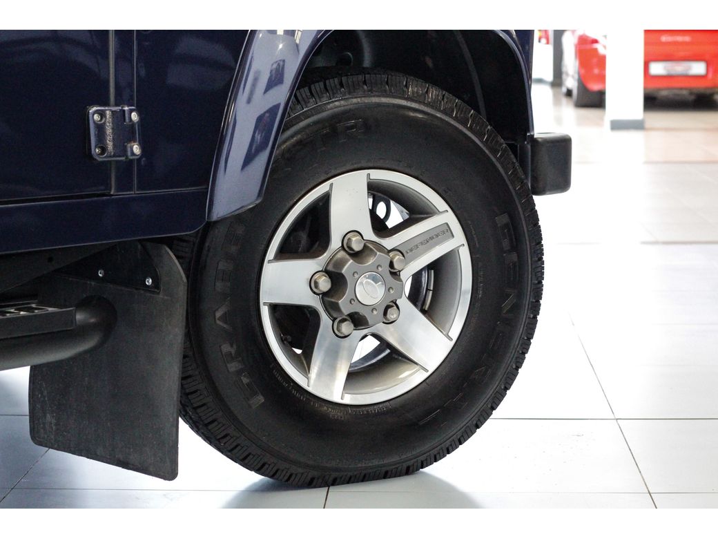 2014 Land Rover Defender 110