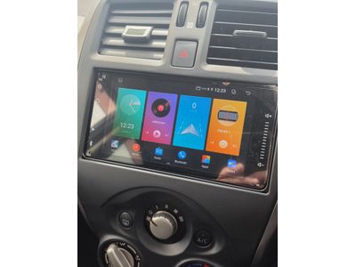 2015 Nissan March