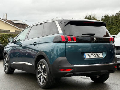 2019 Peugeot 5008