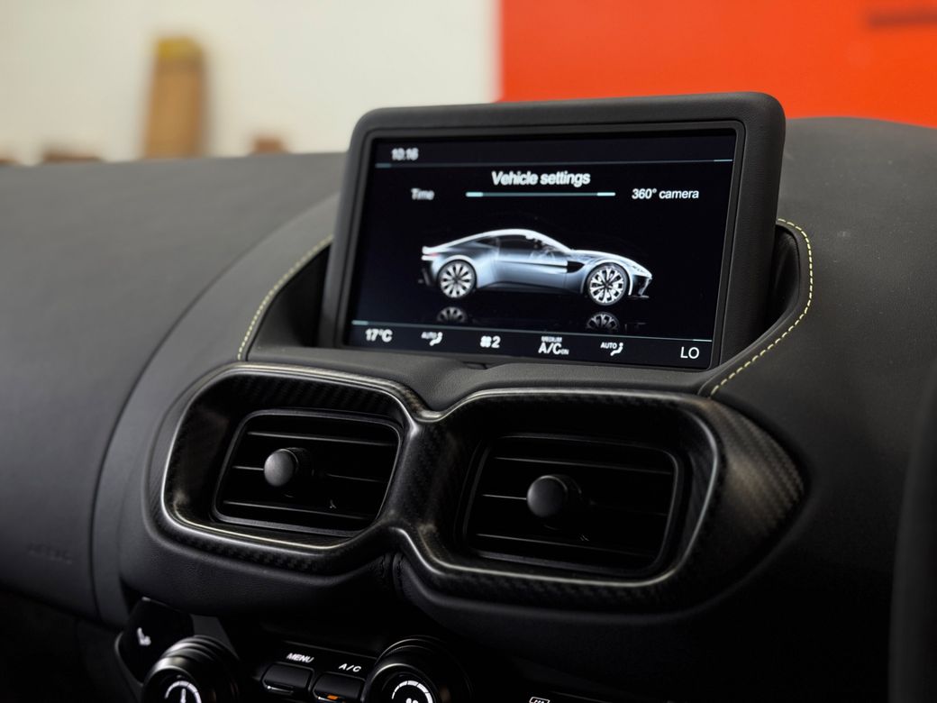 2024 Aston Martin Vantage