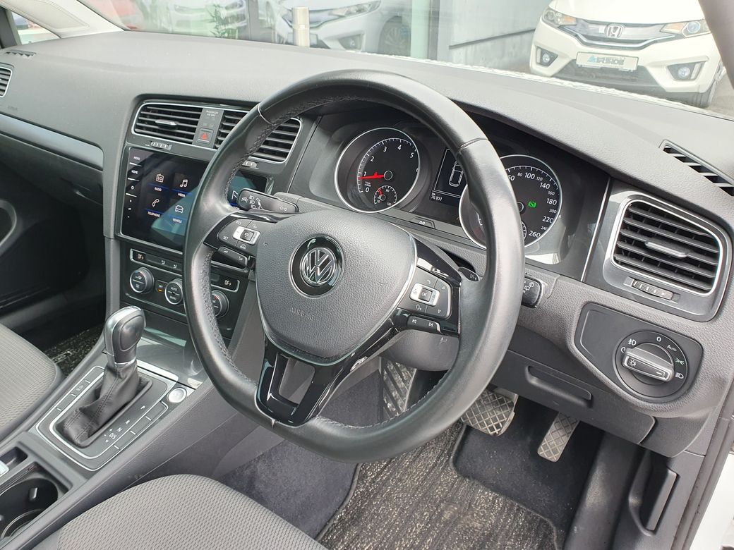 2017 Volkswagen Golf