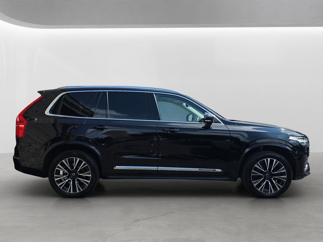 2023 Volvo XC90