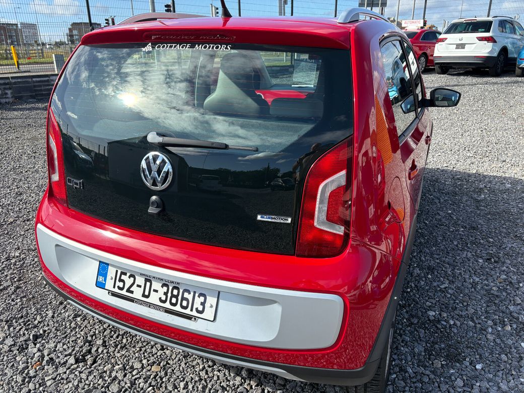2015 Volkswagen up!