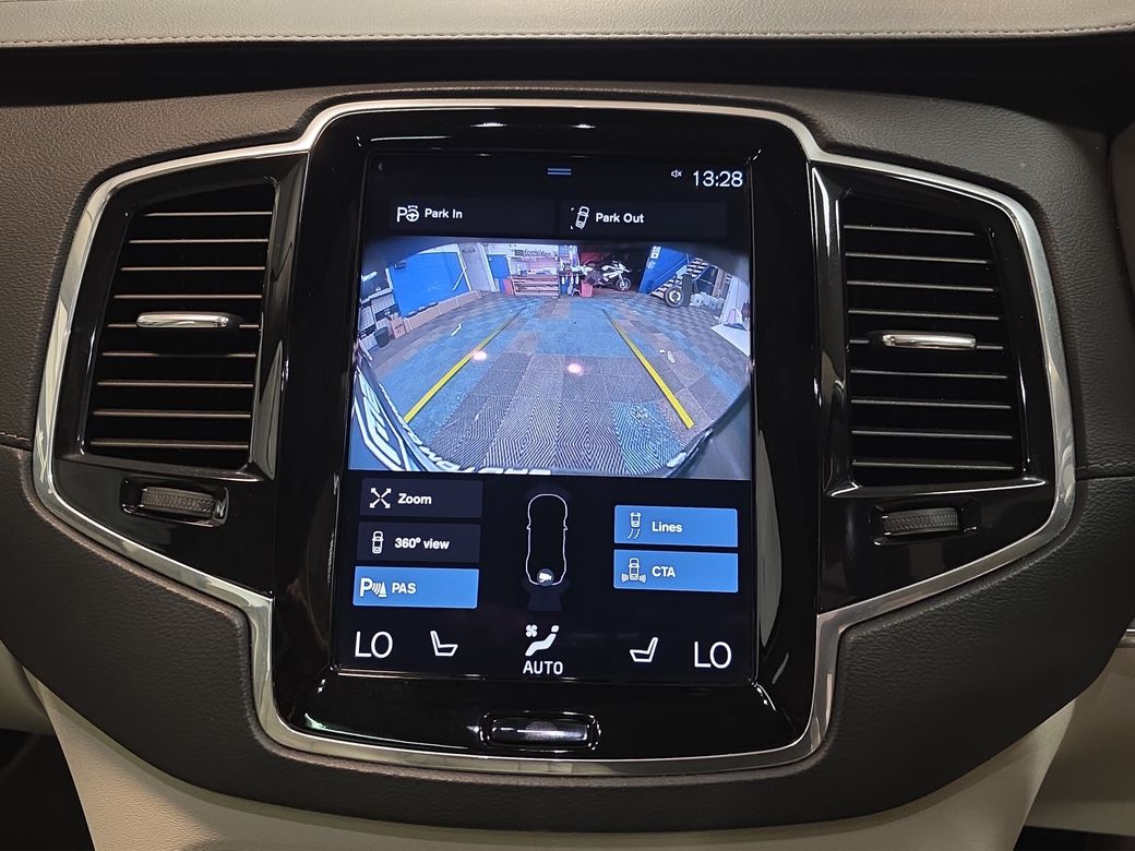 2020 Volvo XC90