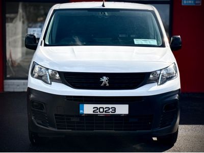 2023 Peugeot Partner