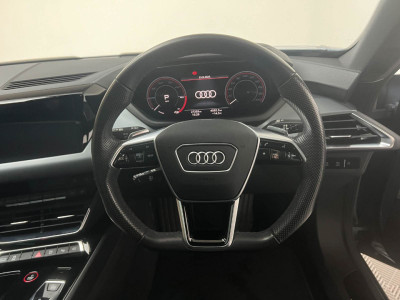 2022 Audi e-tron GT