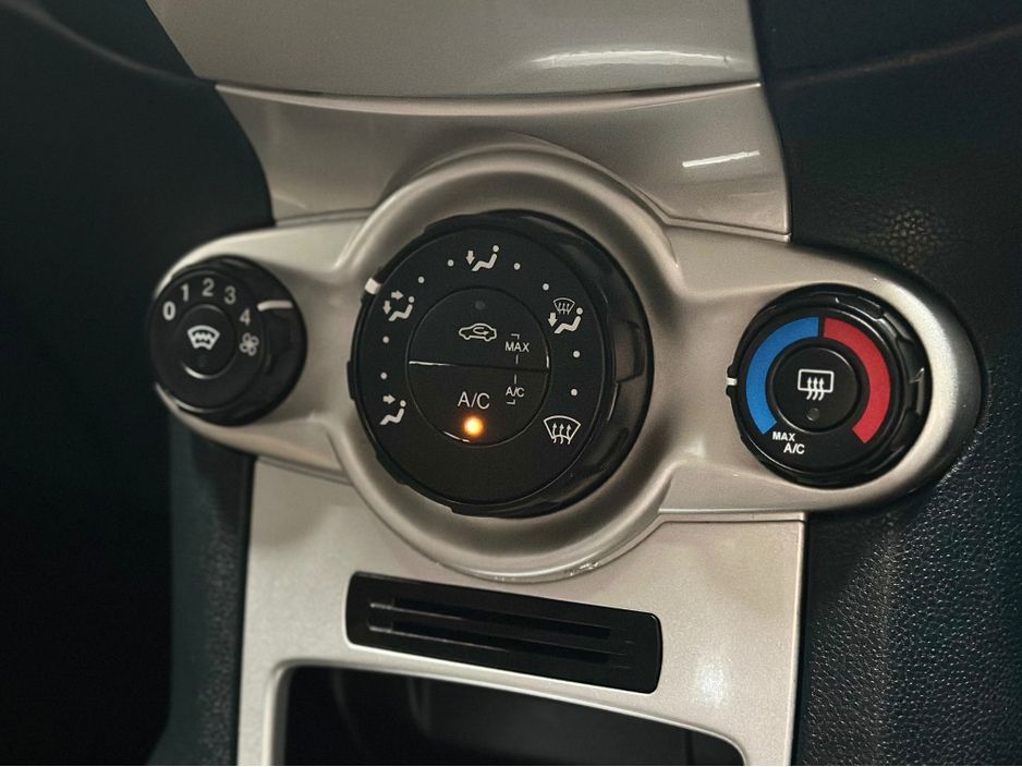2012 Ford Fiesta