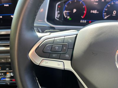 2023 Volkswagen T-Roc