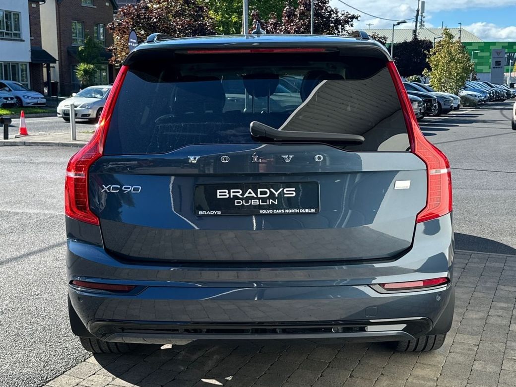 2023 Volvo XC90