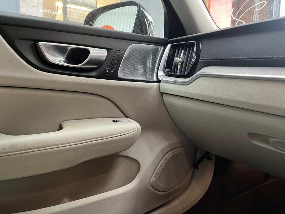 2024 Volvo V60