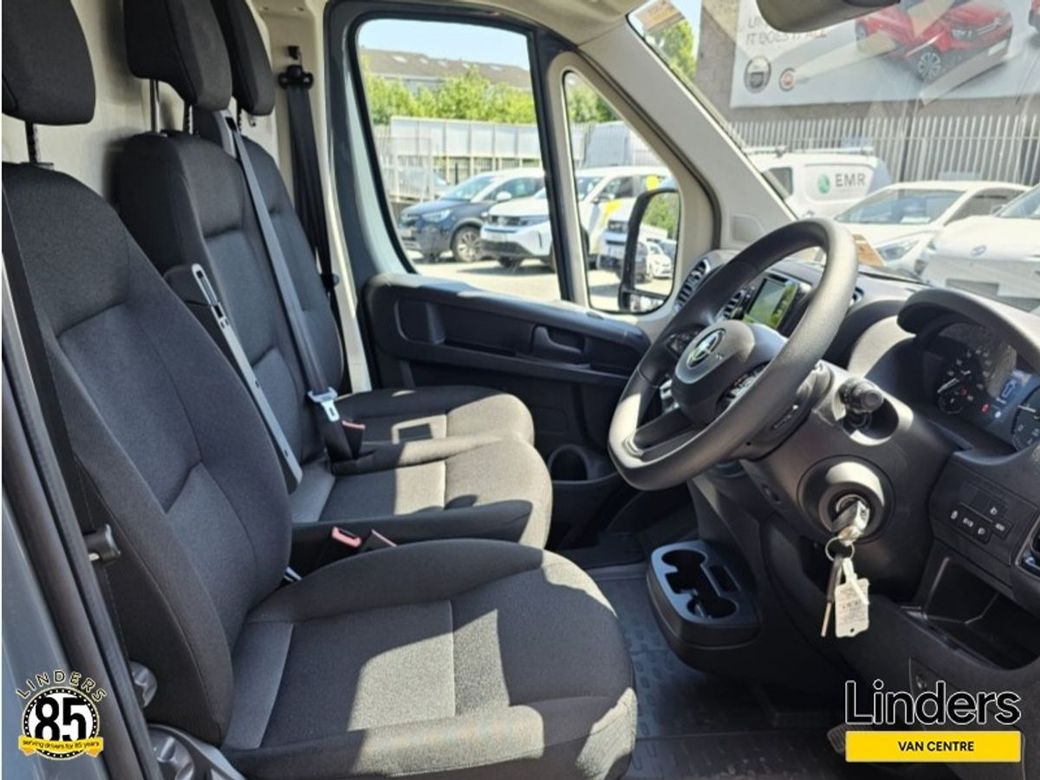 2026 Opel Movano