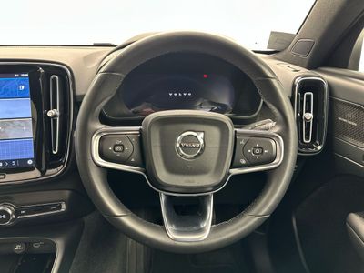 2023 Volvo C40