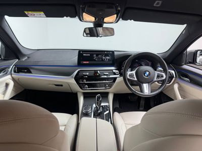 2022 BMW 5 Series