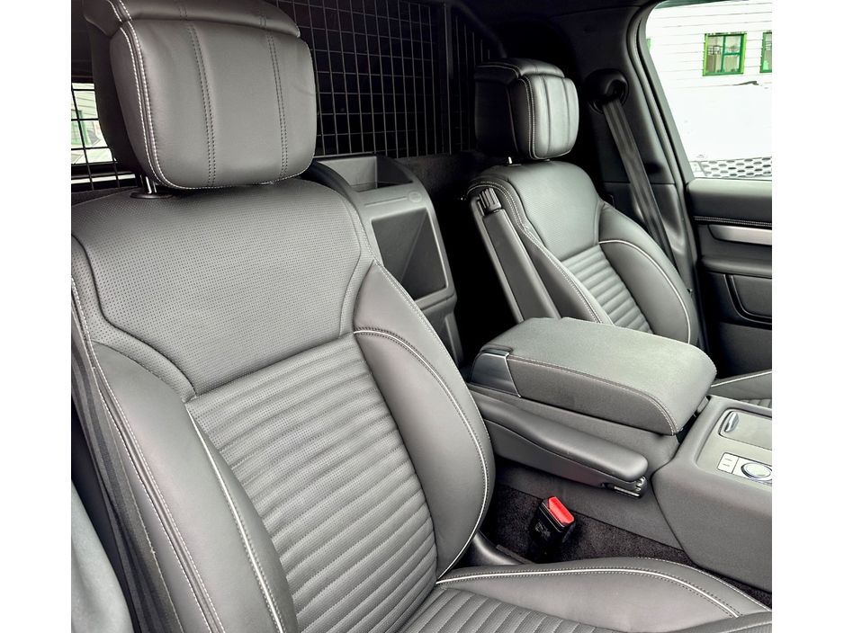 2024 Land Rover Discovery