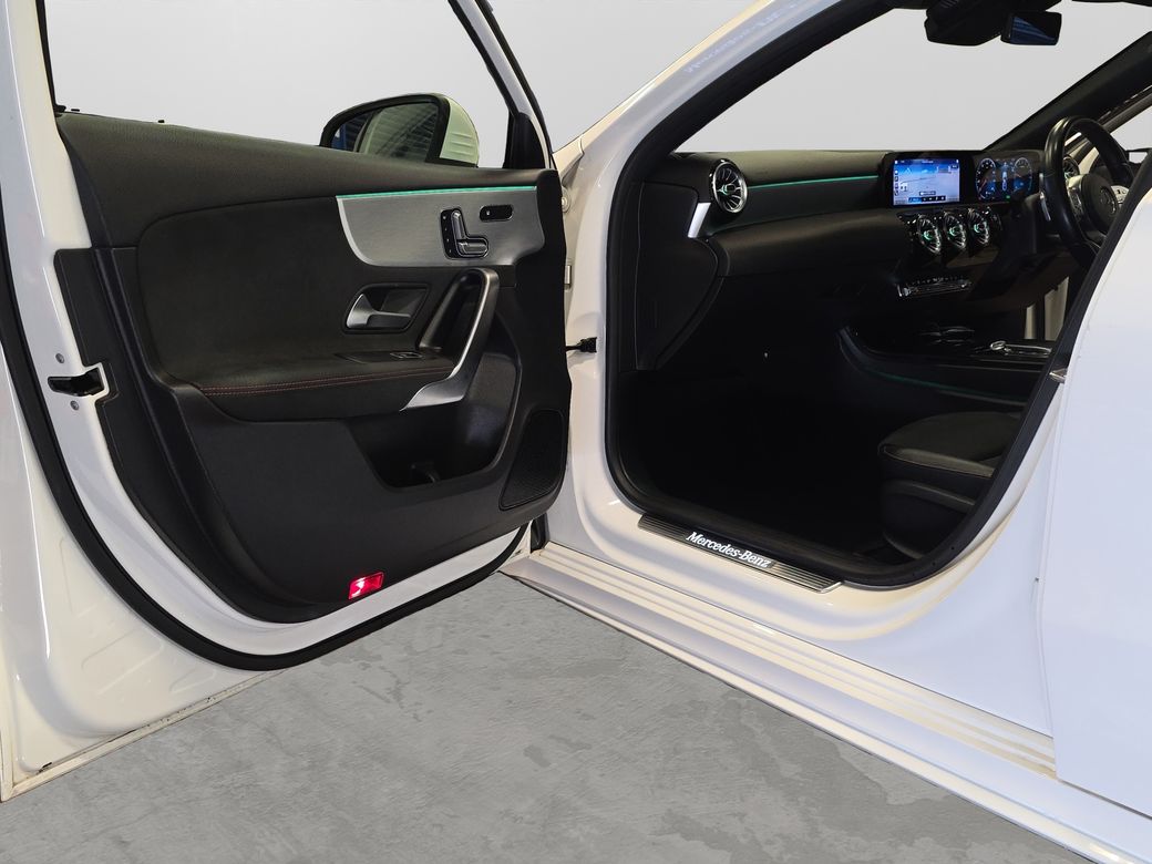 2020 Mercedes-Benz A 250