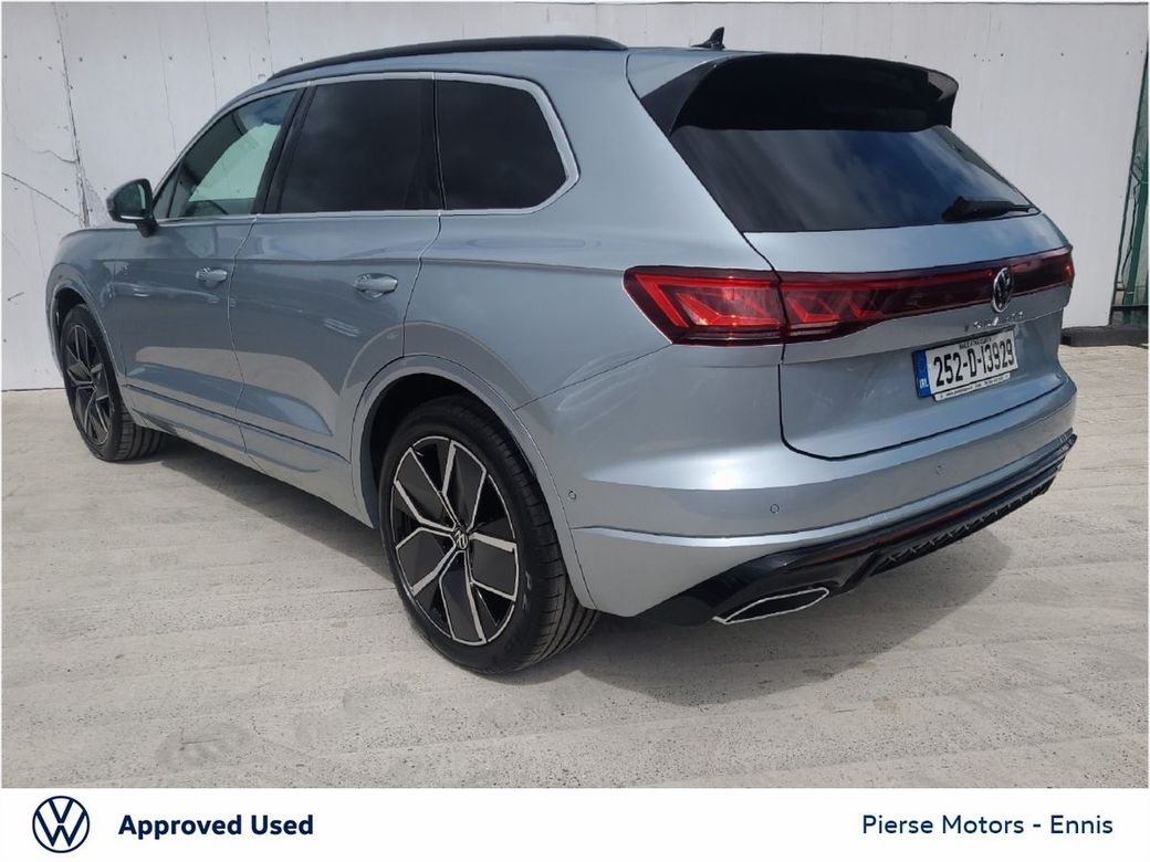2025 Volkswagen Touareg