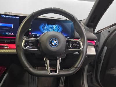 2024 BMW i5