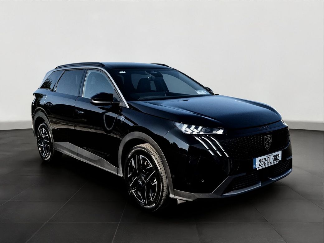 2025 Peugeot 5008