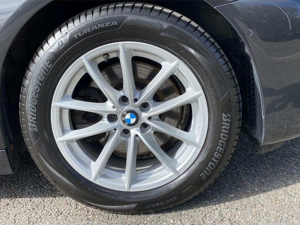2022 BMW 5 Series