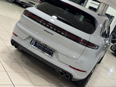 2025 Porsche Cayenne