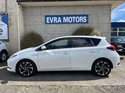 2016 Toyota Auris