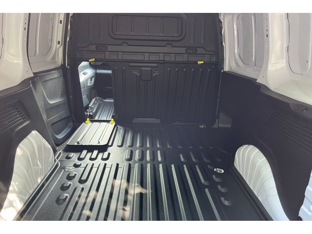 2024 Peugeot Partner