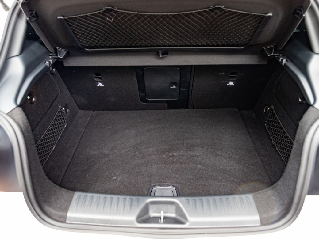 2016 Mercedes-Benz A 180