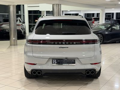 2025 Porsche Cayenne