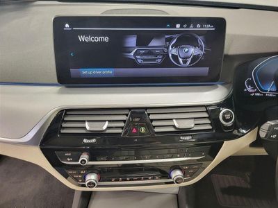 2021 BMW 5 Series